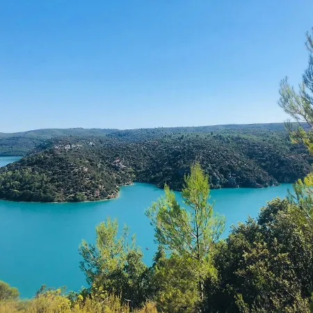 بيت شباب Le Payanet Coworking & Yoga Saint-Martin-de-Brômes